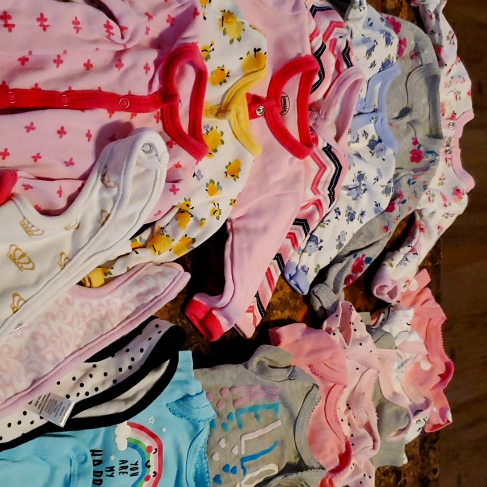 Premie sleepers/onsies